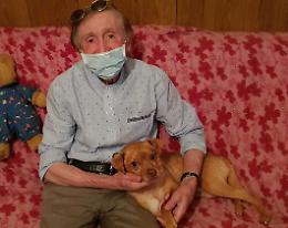 La padrona muore, il sindaco Garoli adotta il cane Willy
