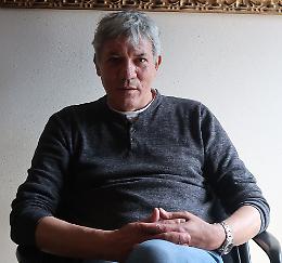 Mirco Carotti
presenta il libro
"Iria. La mente
vista dall'interno"