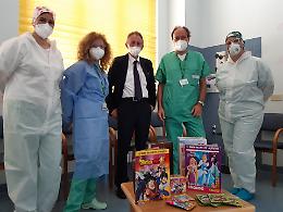 Dall'associazione Bi.genitori figurine e gadget per i bimbi