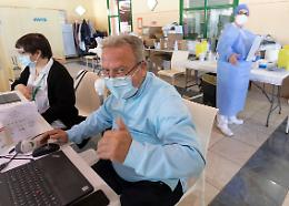 Dentista e ora vaccinatore: «Un servizio che dà gioia»