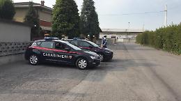 Blitz dei carabinieri a Salvirola: "Macello 'lager', oggi attività regolari"