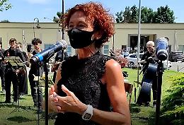 Il 'grazie' a operatori sanitari e volontari per l'impegno nella lotta al Covid