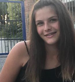 Preghiera con il vescovo per Serena