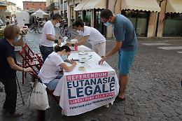 Eutanasia legale, 115 firme in meno di tre ore