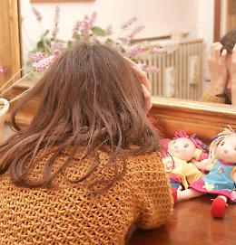 Autolesionismo tra adolescenti, aumento di casi di minori sotto tutela