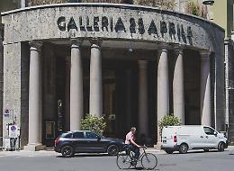 Galleria 25 Aprile: «Affitti alti per le tasse, così chiudono i negozi»