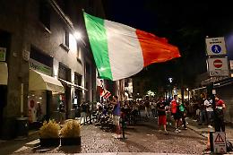 Per i campioni d'Europa un'esplosione di gioia in tutta la provincia
