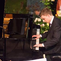 Riccardo Ronda
Concerto per pianoforte