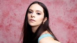 Francesca Michielin in scena in piazza del Comune per Back to School
