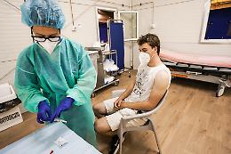 Campagna vaccinale 12-19: proseguono le prenotazioni