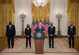 Afghanistan, Biden pronto a chiedere aiuto compagnie aeree