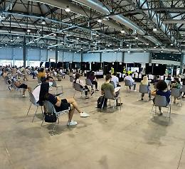 All’hub con l’avvocato: «sceneggiata» no vax