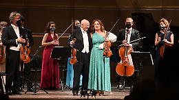 "Tanti auguri", maestro Accardo!