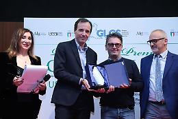 Premio Ussi a Filippo Venezia fondatore dell'agenzia Fotolive