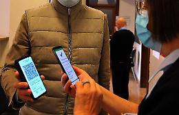 Green pass, primo giorno senza intoppi nelle aziende e negli uffici pubblici