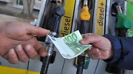 Il gasolio sfonda la soglia di 1,6 euro/litro