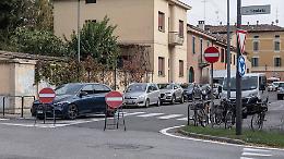 Via Bissolati in rivolta: contro il senso unico scatta la raccolta firme
