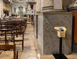 In chiesa le offerte si fanno con la carta di credito