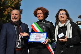 Crema intitola il piazzale ai medici cubani, Bonaldi: «Testimoni dei nostri lutti come persone di casa»