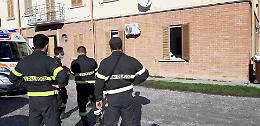 Trovato morto in casa: i vigili del fuoco entrano dalla finestra