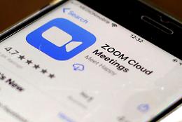 Licenziati su Zoom, 900 dipendenti messi alla porta