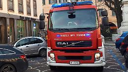 Cortocircuito, a fuoco furgoncino della Leoncelli: mezzo da demolire