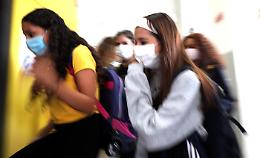Covid: difficile ritorno in classe, Omicron minaccia la presenza