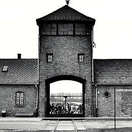 "Oltre la Shoah" recitato commermorativo con l'Orchesta Arcangelo Corelli