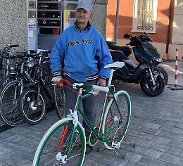 Castelvetro, l’Italia che pedala con la bicicletta di Gianni Villa