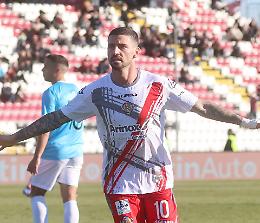 Calcio. Cremonese in volo, col Parma dei big è scontro frontale