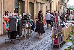 Ritorna «Lo Sbaracco». Oggi e domani affari «en plein air»