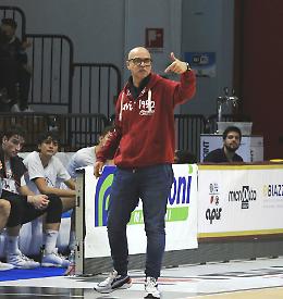 Basket, la Juvi Ferraroni batte Vigevano e vola in semifinale di Coppa Italia