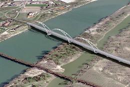 Nuovo ponte Casalmaggiore-Colorno, progetto svelato. È un balzo di tre campate