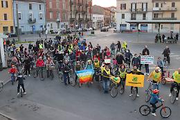 In bici  per difendere il  clima. E scatta l’Ora della Terra