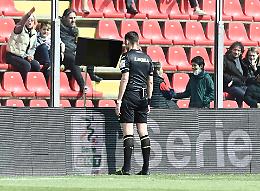 Calcio, Cremonese in dieci per 20 minuti e la Reggina pareggia (1-1) 