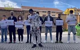 Flash mob al Cr.Forma per la pace