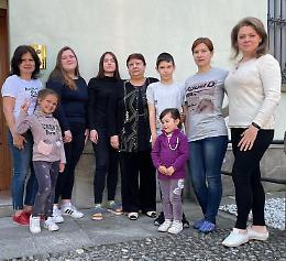 Ucraina, in fuga dai bombardamenti. Ora la canonica è la loro casa