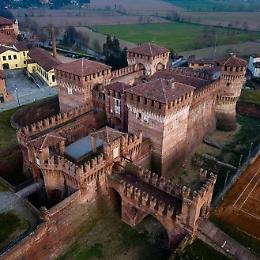 Soncino, Rivellino: riapre il cortiletto