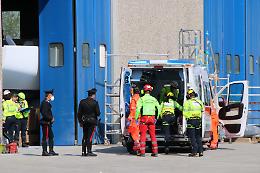 Infortunio sul lavoro, 42enne ferito a causa di una caduta