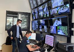 Nella «sala Var» dei vigili 89 occhi puntati sulla città