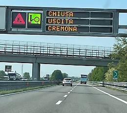 Casello autostradale in A21 chiuso da settimane: disagi e polemiche