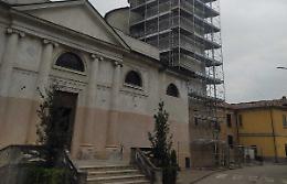 Torre da salvare, l'appello del parroco: «Aiutateci a salvarla»