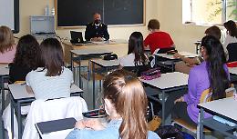 Violenza di genere, il vice questore Pagani incontra gli studenti