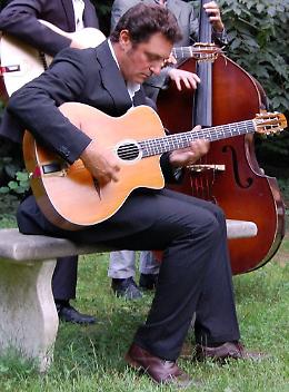 Django's Clan di Tartamella, esibizione all'oratorio di Sant'Ambrogio