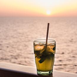 Il Ponticello inaugura con happy hour, live e djset