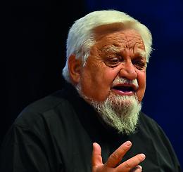 Enzo Bianchi al Cremarena per i Manifesti di Crema