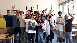 Ultimo giorno di scuola, i ragazzi in festa