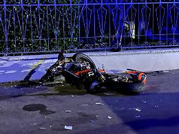 Schianto in moto, 22enne in gravi condizioni