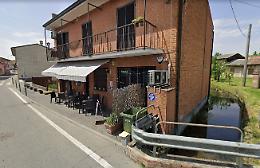 Malore fatale mentre è al bar Marilyn, soccorsi vani per un 66enne del paese