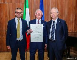 Ezio Indiani insignito Ufficiale dell'Ordine al Merito della Repubblica Italiana